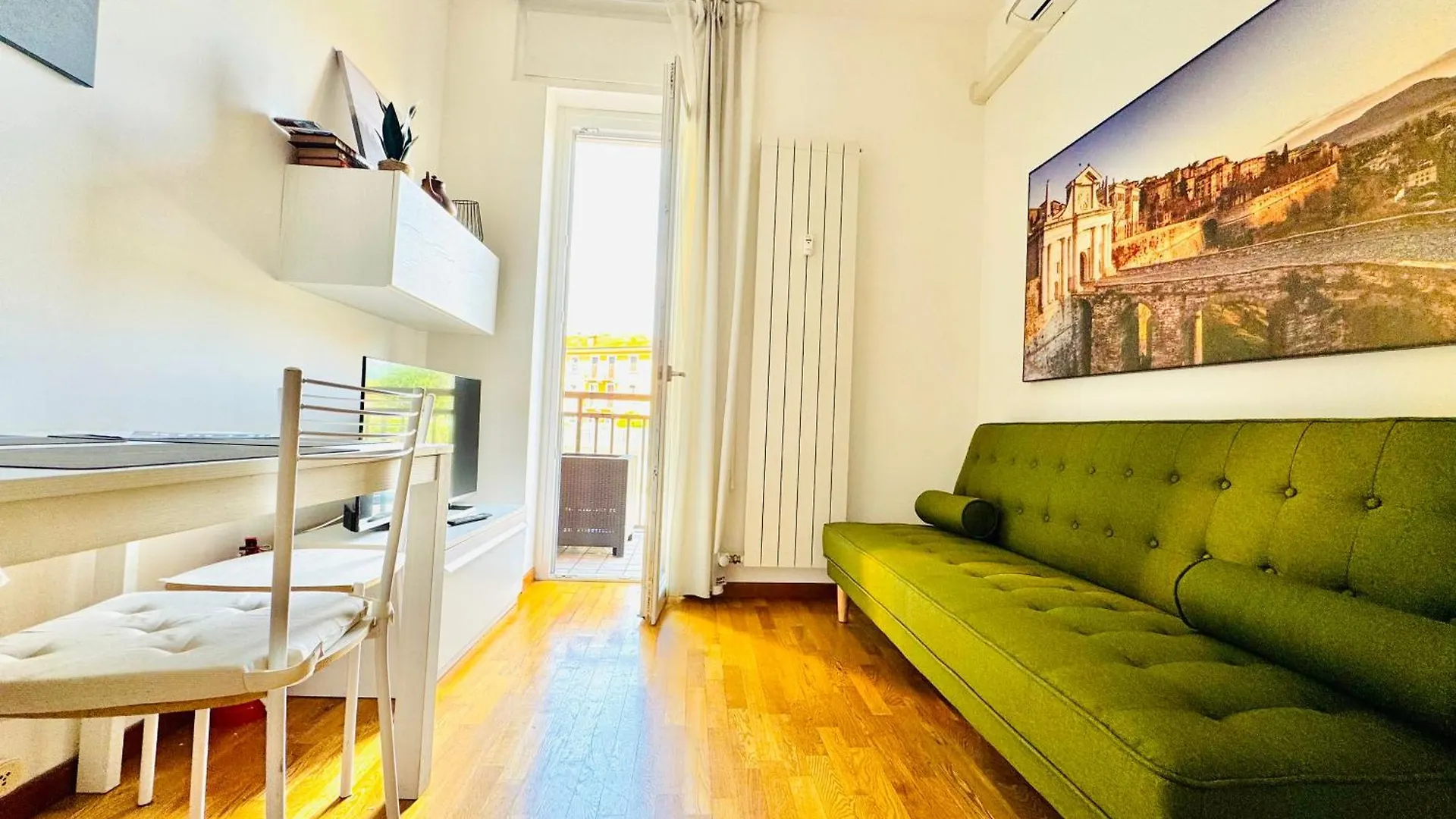 Lägenhet Central Quiet Flat Free Parking Bergamo